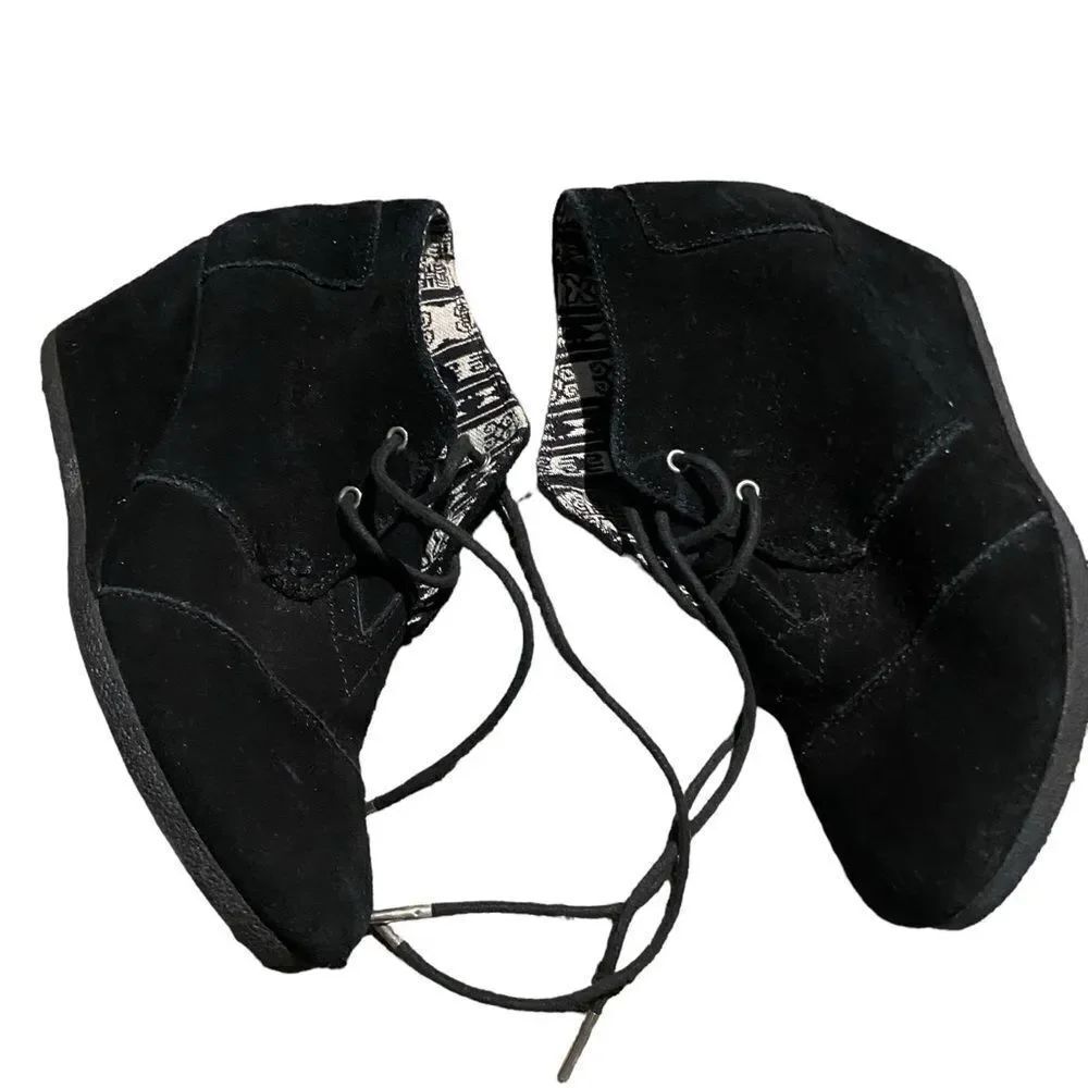 Tom’s size 8.5 wedge suede shoes excellent condition see pics great deal